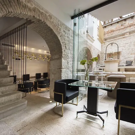 Spirito Santo Palazzo Storico - Adults Only מלון רוביני