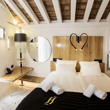 מלון Spirito Santo Palazzo Storico - Adults Only 4*