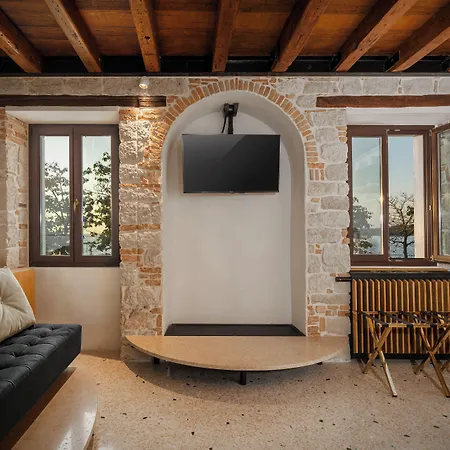 Spirito Santo Palazzo Storico Hotel Rovigno